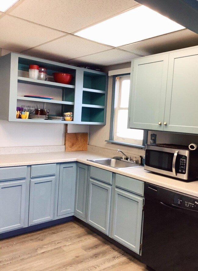 562 S Richardson Ave, Columbus, OH 43204 - photo 5