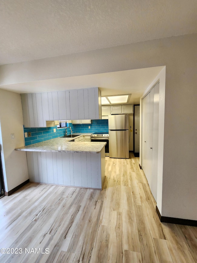 800 W Parker Dr, Flagstaff, AZ 86001 - photo 2