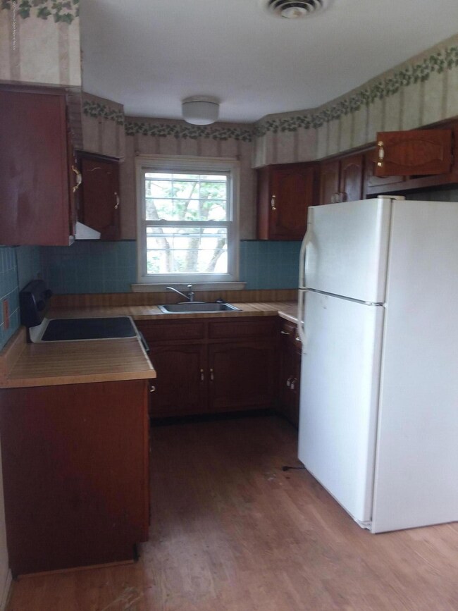 1 A Dartmouth Kitchen