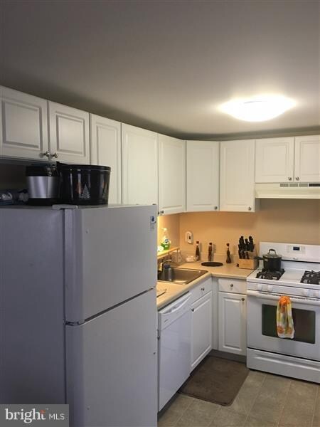 1311 Potomac Heights Dr unit 27, Fort Washington, MD 20744 - photo 4