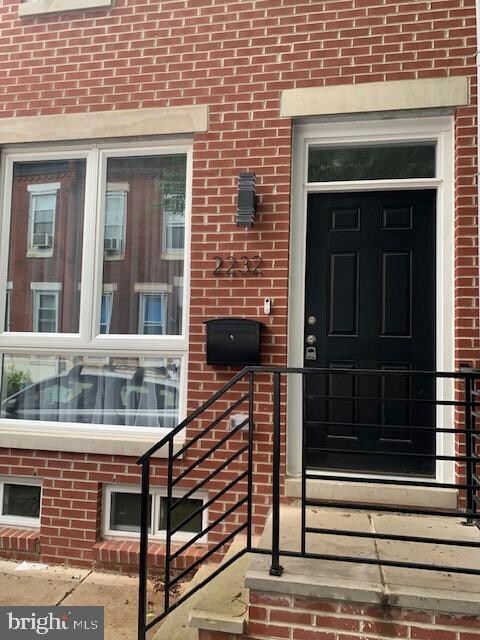 2232 Gerritt St, Philadelphia, PA 19146 - photo 2