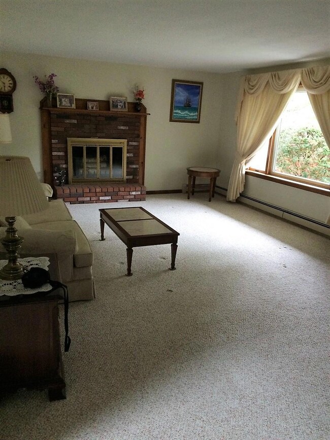 livingroomgood2