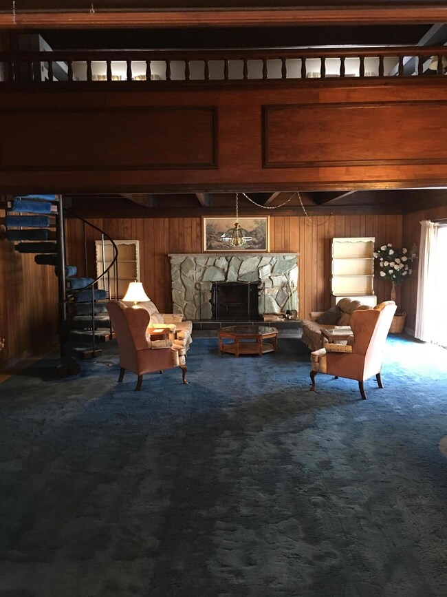 Living Area2