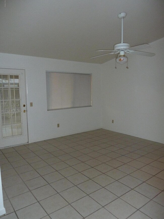 Great room with Vaulted Ceilings