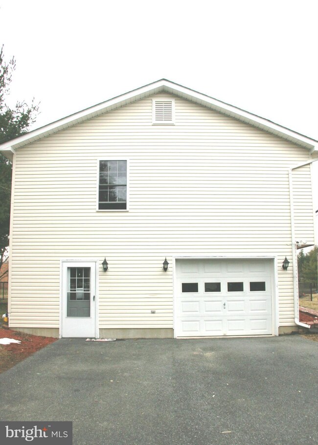 99 Plantation Dr, Winchester, VA 22602 - photo 3