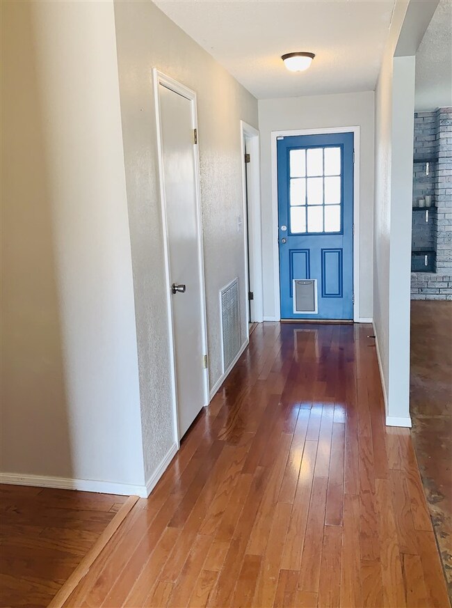 Large hallways!
