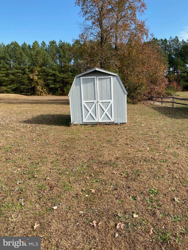 18107 McColleys Chapel Rd, Georgetown, DE 19947 - photo 5