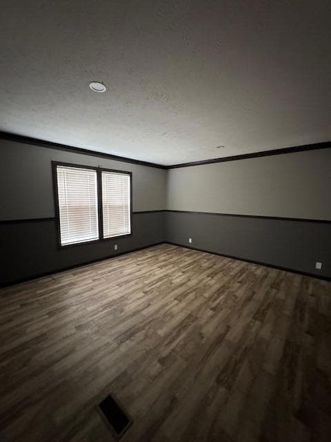 7 Master bedroom