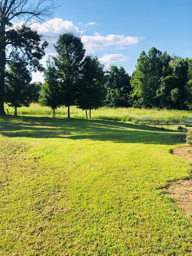 605 Highpoint Dr, Hopkinsville, KY 42240 - photo 7