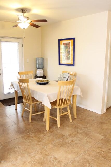 Dining Nook!