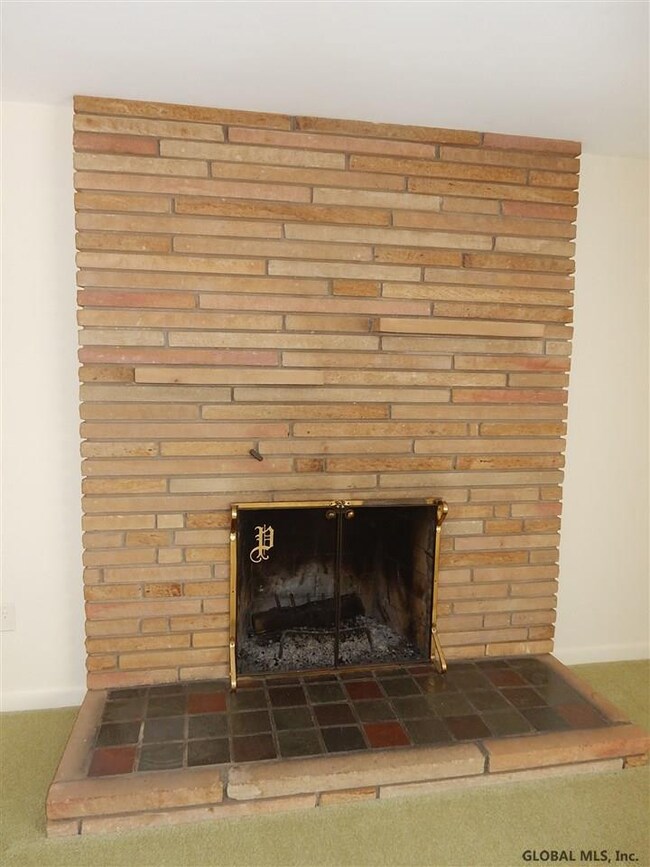 20 Bigwood Rd, Schenectady, NY 12302 - photo 3