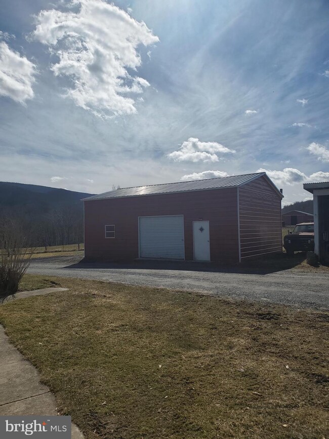 82 Cove Farm Ln, Franklin, WV 26807 - photo 7