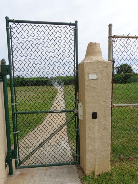 Beach Access (3)