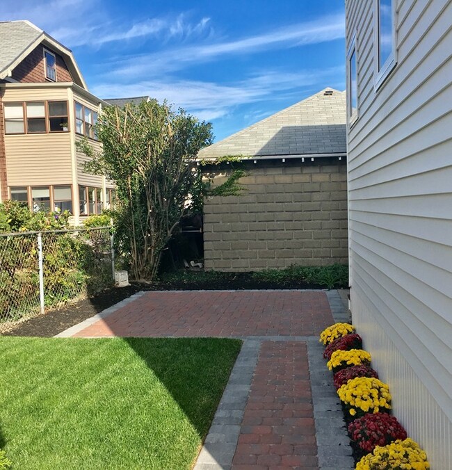 38 Newton St unit 2, Belmont, MA 02478 - photo 3