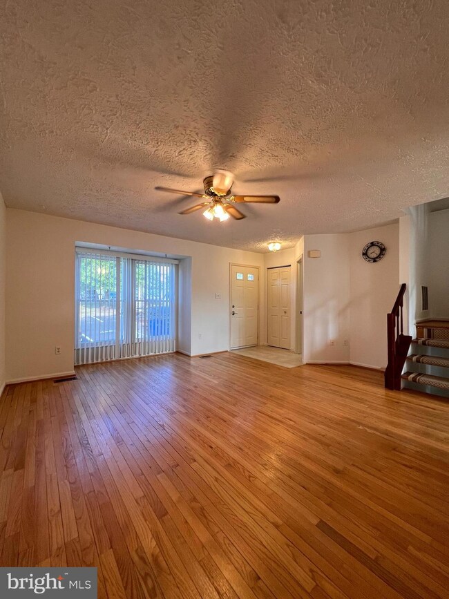 18901 Port Haven Place, Germantown, MD 20874 - photo 3