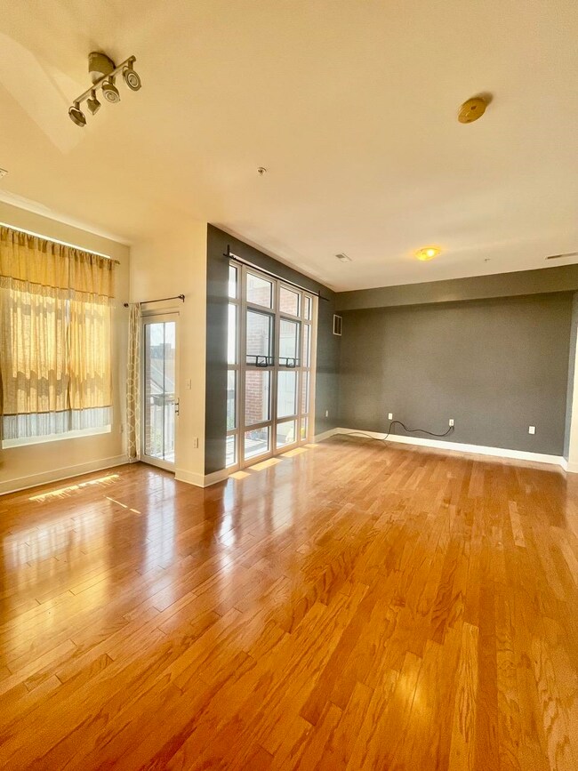 3 Greenwich Dr unit 108, Jersey City, NJ 07305 - photo 5