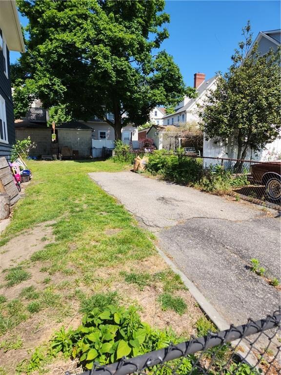 18 Flora St, Providence, RI 02904 - photo 3