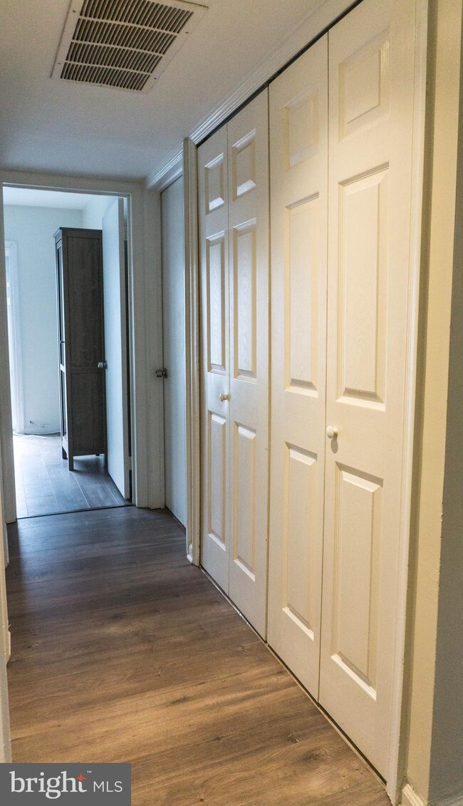 12001 Pheasant Run Dr, Laurel, MD 20708 - photo 6