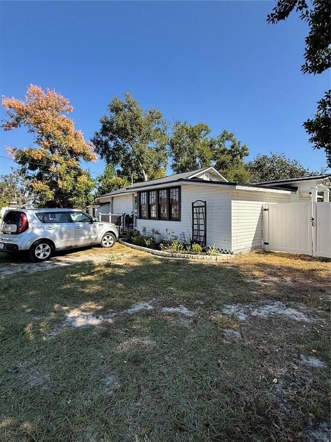 650 9th St NE, Winter Haven, FL 33881 - photo 5