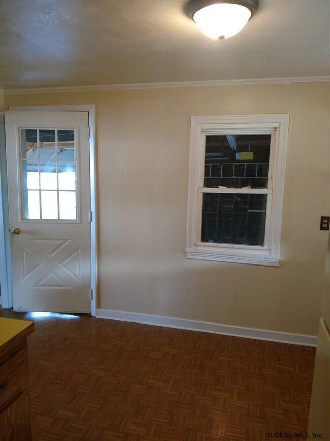 9 Phillips Rd, Rensselaer, NY 12144 - photo 7