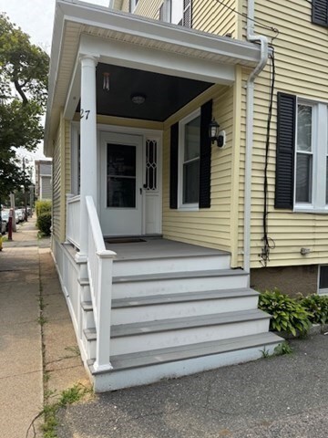 27 Leach St unit 1, Salem, MA 01970 - photo 2
