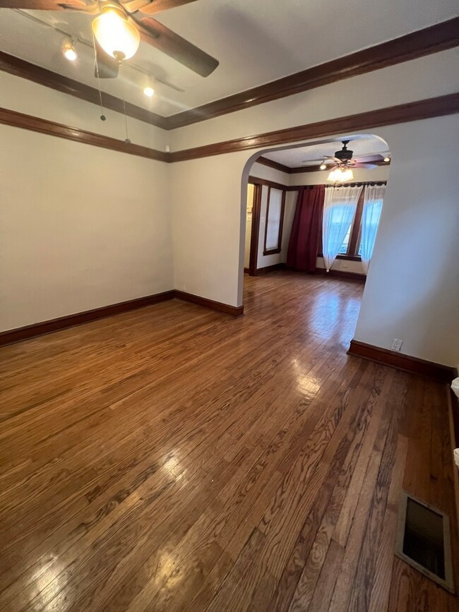 5341 W Fletcher St, Chicago, IL 60641 - photo 7