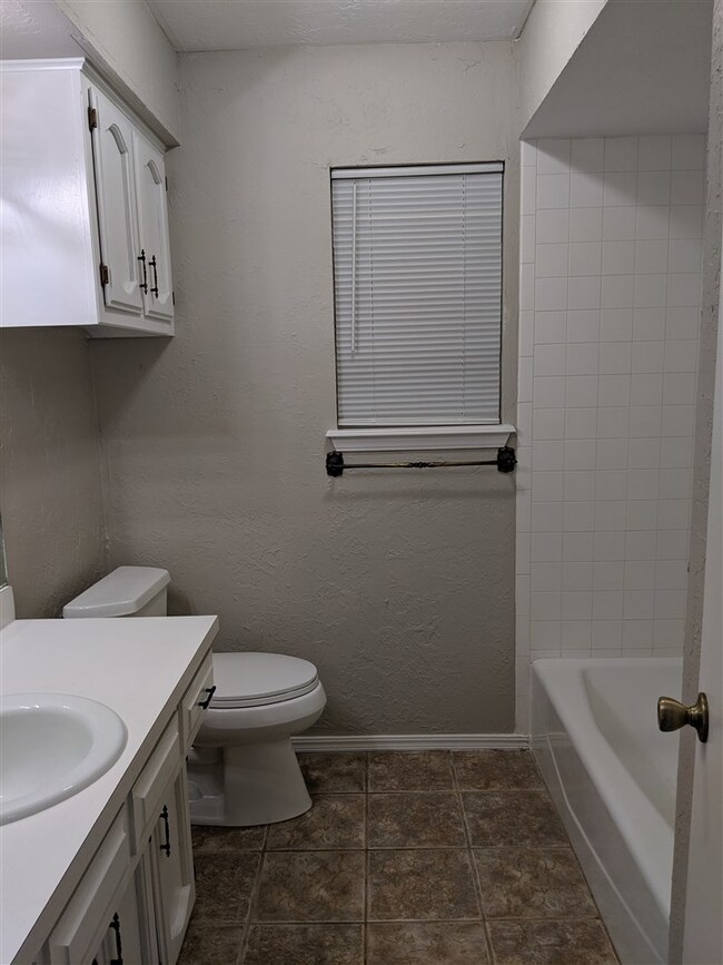 509 Westridge Dr, Duncan, OK 73533 - photo 5