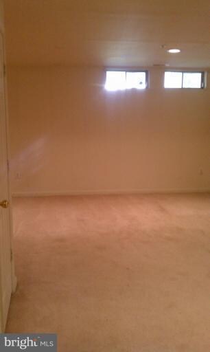 16 Kellys Ct, Windsor Mill, MD 21244 - photo 3