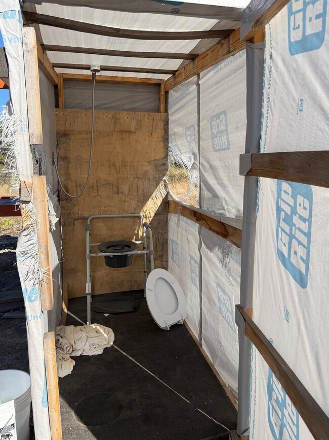 042 Brando Rd, Comstock, TX 78837 - photo 6