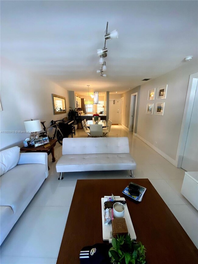 300 Galen Dr unit 205, Key Biscayne, FL 33149 - photo 4