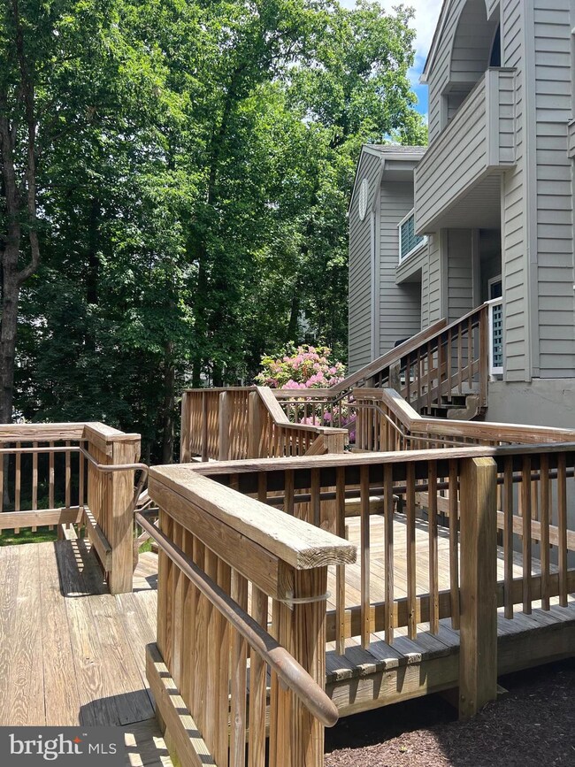 11713 D Summerchase Cir unit 1713-D, Reston, VA 20194 - photo 5