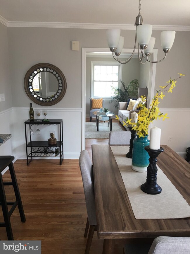 6504 Loch Hill Rd, Baltimore, MD 21239 - photo 4