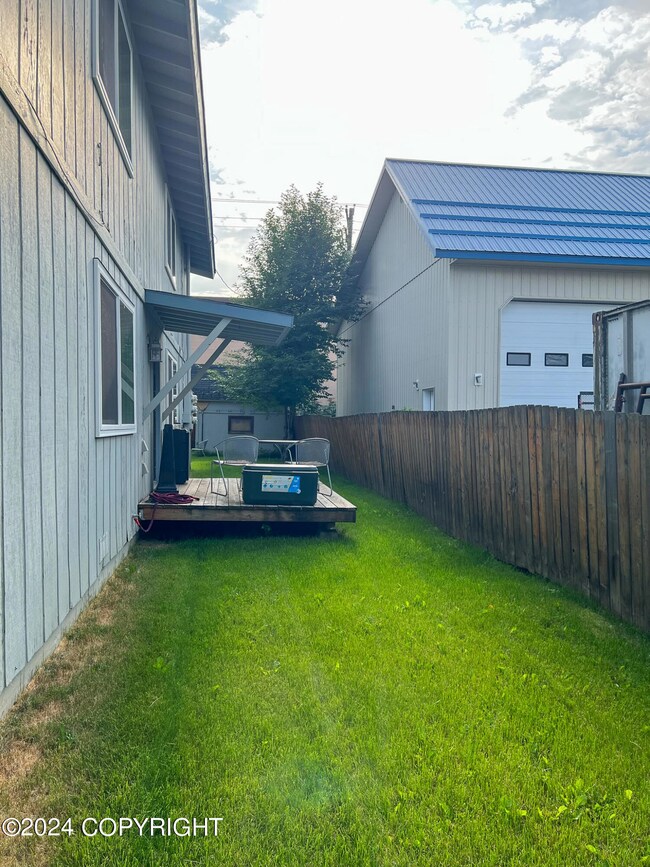 8607 Corbin Dr unit 2, Anchorage, AK 99507 - photo 6