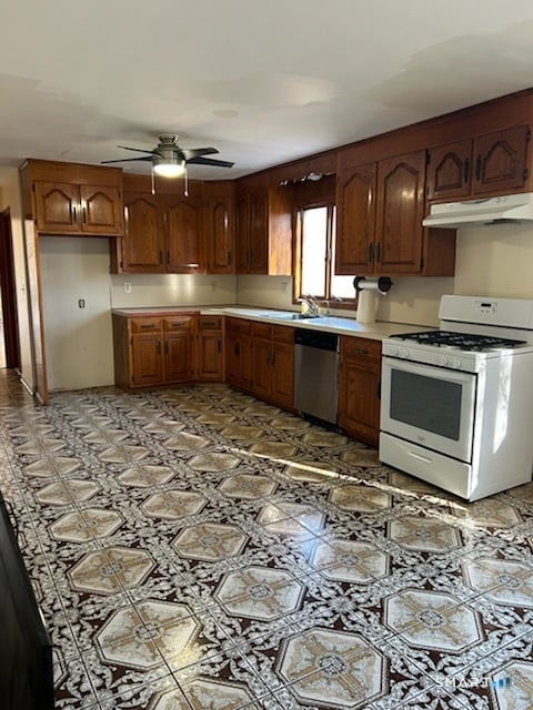 122 Cornfield Rd, Milford, CT 06461 - photo 3