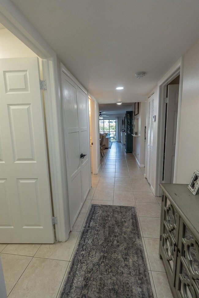 15234 Lakes of Delray Blvd unit 250, Delray Beach, FL 33484 - photo 3