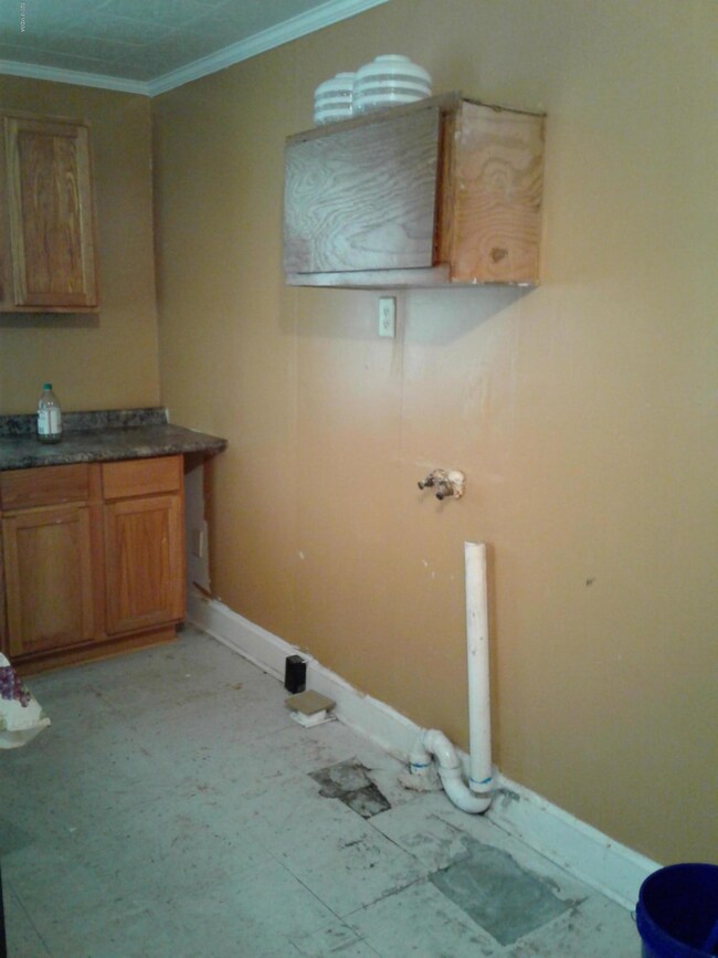 1486 Anthony Rd 11