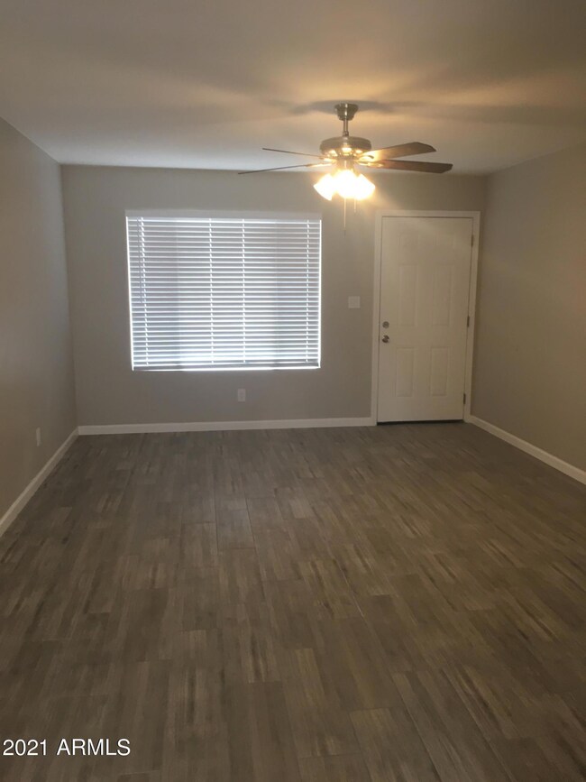 iving room