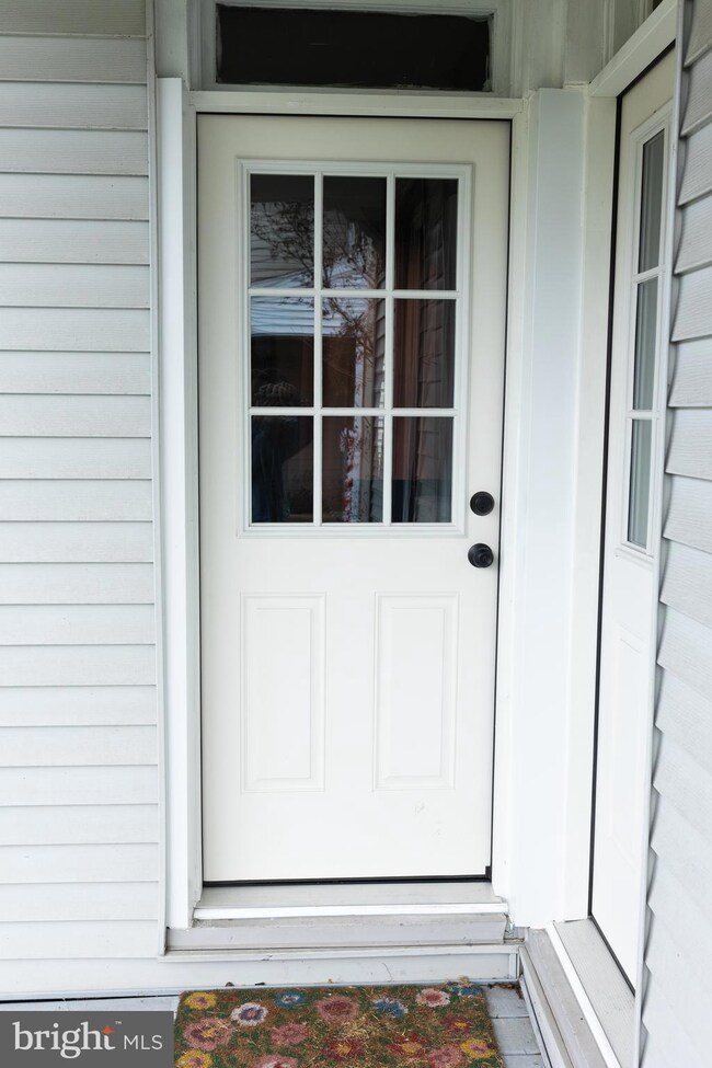 124 Akron Rd, Ephrata, PA 17522 - photo 3