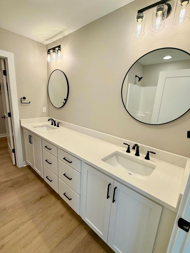 8090 3rd St, Laurel Hill, FL 32567 - photo 6