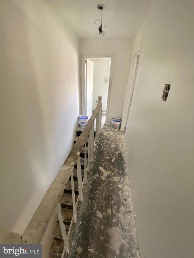 5628 Heiskell St, Philadelphia, PA 19144 - photo 5