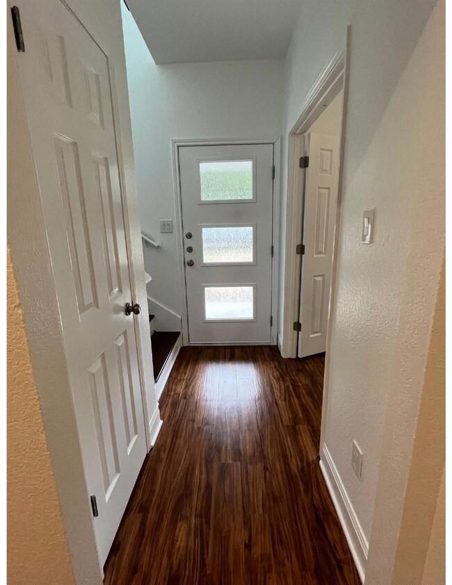 201 E 35th St unit A, Austin, TX 78705 - photo 3