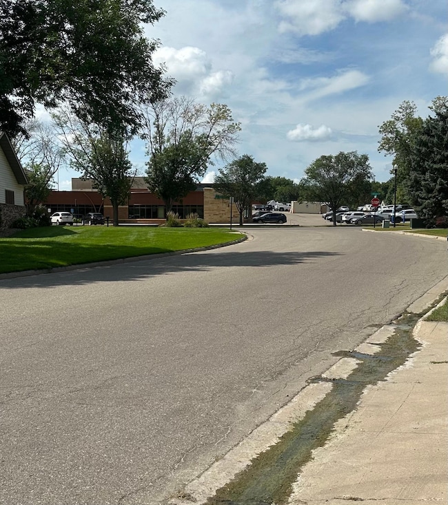 1103 Horizon Dr, Marshall, MN 56258 - photo 5