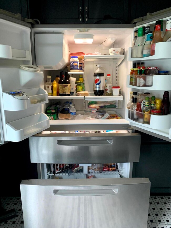 K Fridge 1