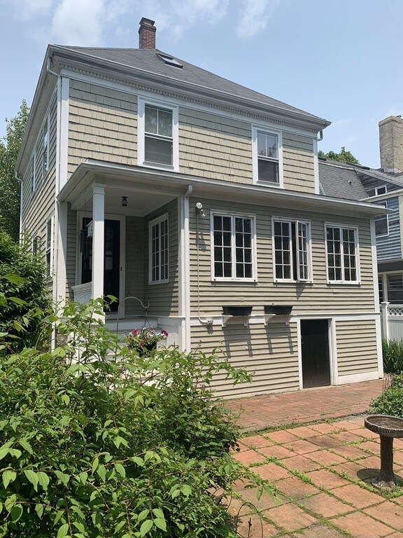 18 1/2 Pickman St, Salem, MA 01970 - photo 7