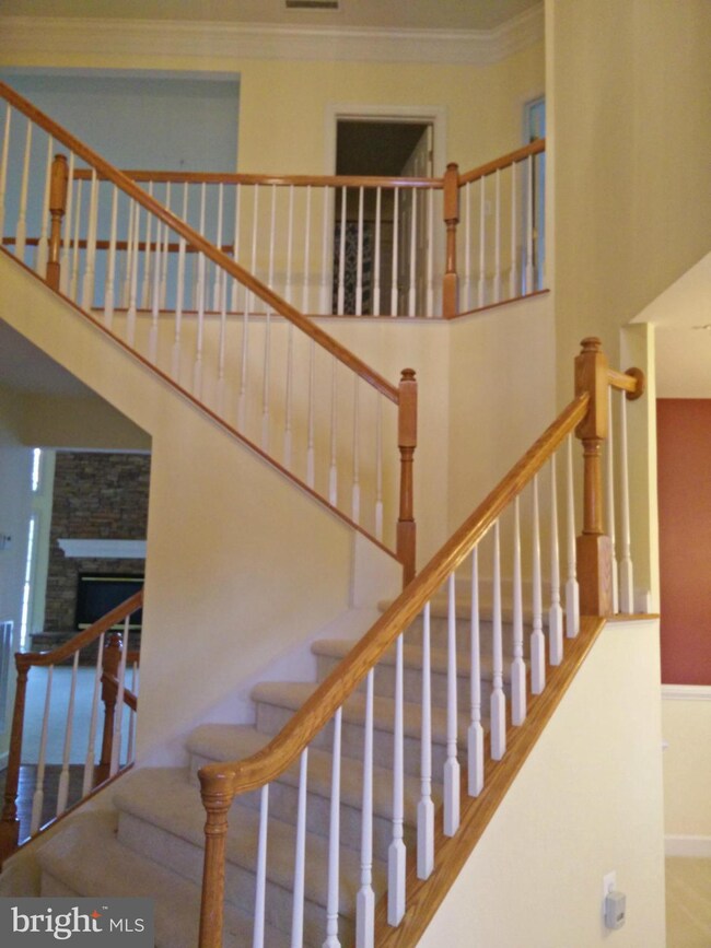 13228 Dutrow Dr, Clarksburg, MD 20871 - photo 2