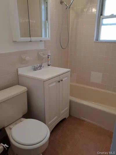 20-30 146th St unit 1A, Flushing, NY 11357 - photo 2
