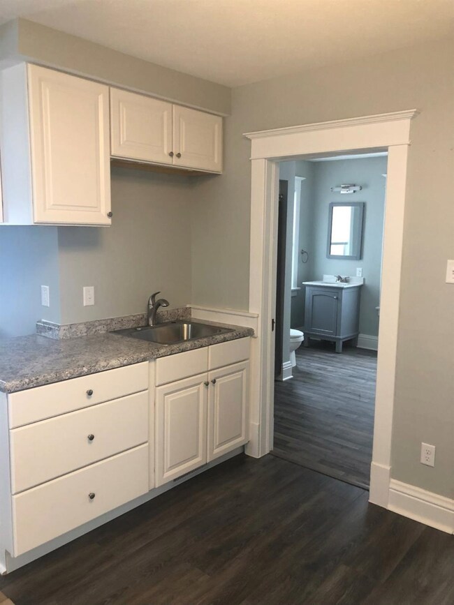 119 Warsaw St, La Porte, IN 46350 - photo 5