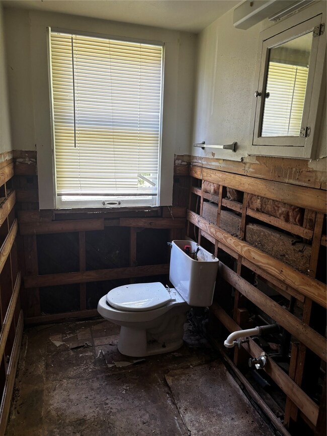 3rd Apartment
