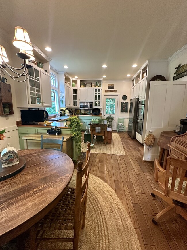 1098 New Center Church Rd, Shelbyville, TN 37160 - photo 6