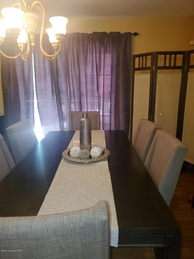 281 Somerset Dr, East Stroudsburg, PA 18301 - photo 4